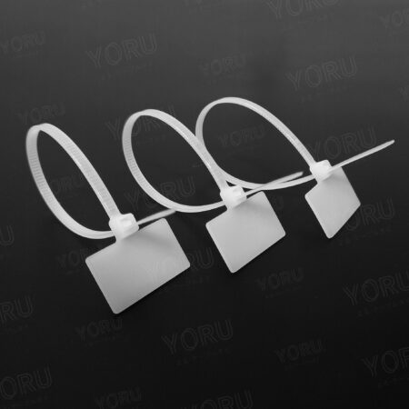 เคเบิ้ลไทร์มีป้าย YORU สีขาว