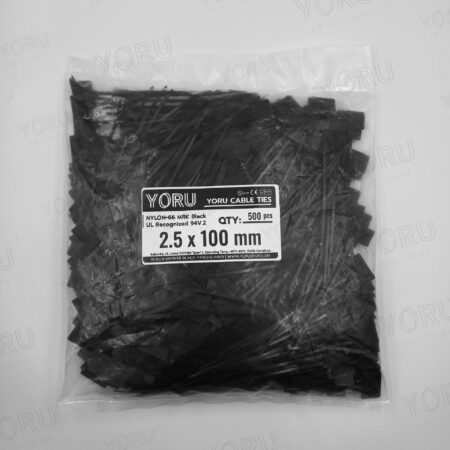เคเบิ้ลไทร์มีป้าย YORU สีดำ